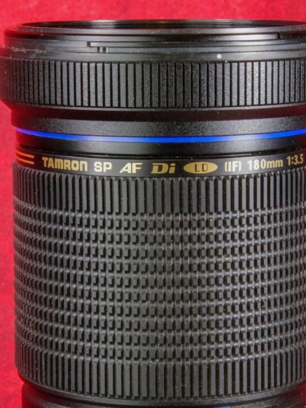 Tamron SP AF 180mm Macro f/3.5 -w/Hood and Tripod Foot-Nikon Mount